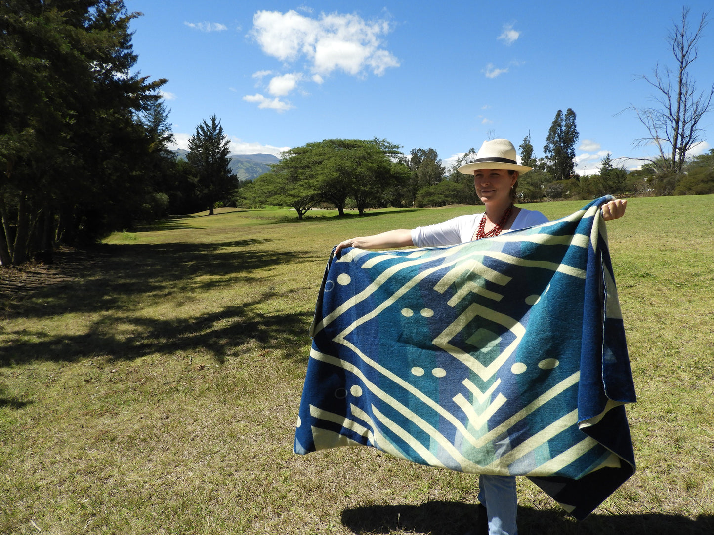 Ecuadorian alpaca blanket | native blanket | Imbabura Blue